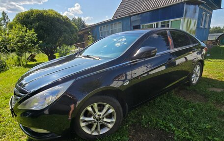 Hyundai Sonata VI, 2011 год, 1 050 000 рублей, 3 фотография