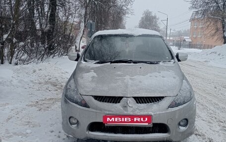 Mitsubishi Grandis, 2003 год, 720 000 рублей, 18 фотография