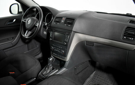 Skoda Yeti I рестайлинг, 2014 год, 1 279 000 рублей, 12 фотография