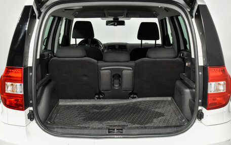 Skoda Yeti I рестайлинг, 2014 год, 1 279 000 рублей, 18 фотография