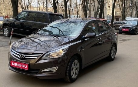 Hyundai Solaris II рестайлинг, 2015 год, 1 200 000 рублей, 1 фотография