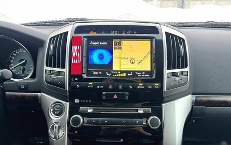 Toyota Land Cruiser 200, 2015 год, 4 100 000 рублей, 15 фотография