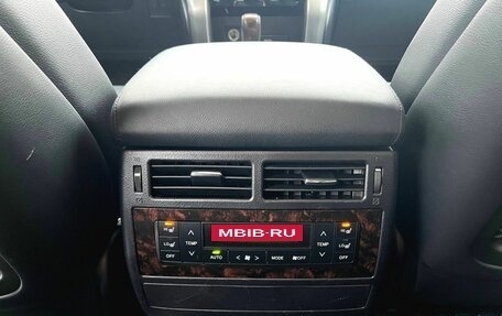 Toyota Land Cruiser 200, 2015 год, 4 100 000 рублей, 21 фотография