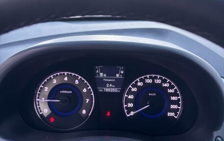 Hyundai Solaris II рестайлинг, 2011 год, 495 000 рублей, 9 фотография