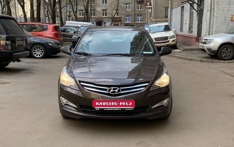 Hyundai Solaris II рестайлинг, 2015 год, 1 200 000 рублей, 2 фотография