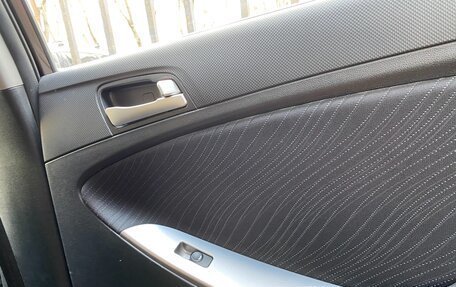 Hyundai Solaris II рестайлинг, 2015 год, 1 200 000 рублей, 15 фотография