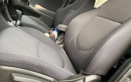 Hyundai Solaris II рестайлинг, 2015 год, 1 200 000 рублей, 17 фотография