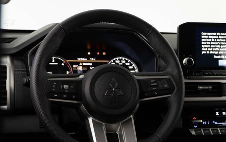 Mitsubishi L200, 2025 год, 5 498 999 рублей, 12 фотография
