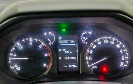 Toyota Land Cruiser Prado 150 рестайлинг 2, 2021 год, 6 450 000 рублей, 8 фотография