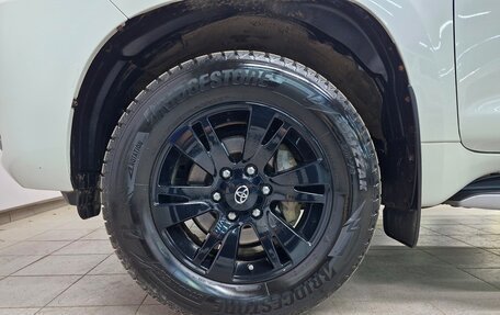 Toyota Land Cruiser Prado 150 рестайлинг 2, 2021 год, 6 450 000 рублей, 13 фотография