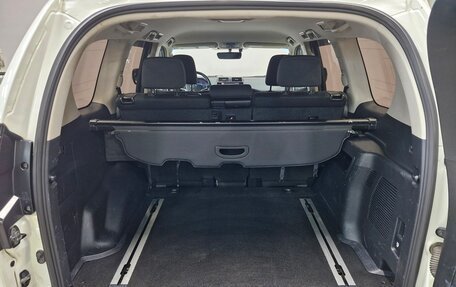 Toyota Land Cruiser Prado 150 рестайлинг 2, 2021 год, 6 450 000 рублей, 16 фотография