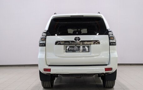 Toyota Land Cruiser Prado 150 рестайлинг 2, 2021 год, 6 450 000 рублей, 27 фотография