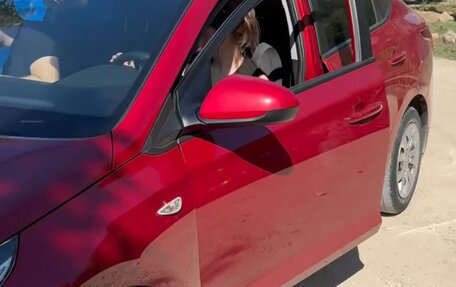 Hyundai Solaris II рестайлинг, 2017 год, 1 250 000 рублей, 9 фотография