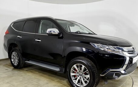 Mitsubishi Pajero Sport III рестайлинг, 2018 год, 3 090 000 рублей, 3 фотография