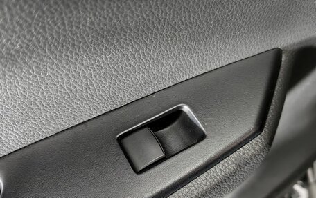 Mitsubishi Pajero Sport III рестайлинг, 2018 год, 3 090 000 рублей, 16 фотография