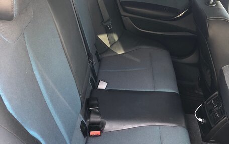 BMW 1 серия, 2011 год, 1 300 000 рублей, 6 фотография