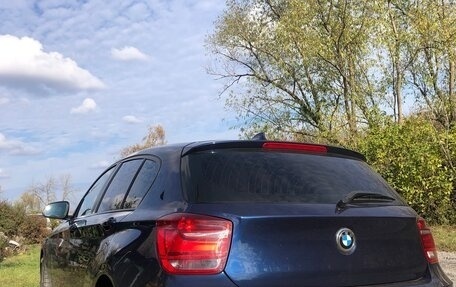 BMW 1 серия, 2011 год, 1 300 000 рублей, 3 фотография