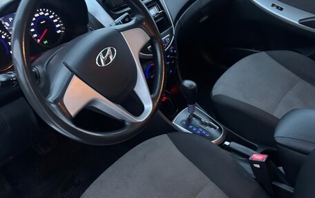 Hyundai Solaris II рестайлинг, 2014 год, 980 000 рублей, 3 фотография