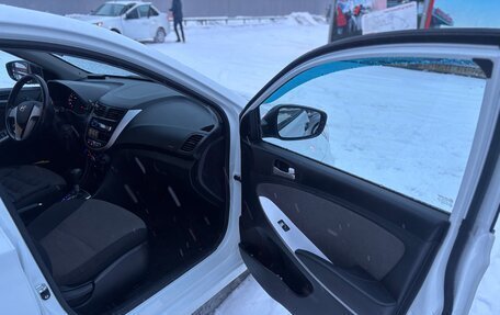 Hyundai Solaris II рестайлинг, 2014 год, 980 000 рублей, 7 фотография