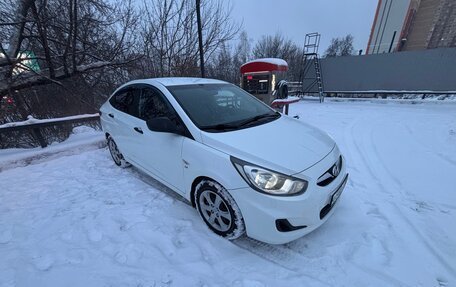 Hyundai Solaris II рестайлинг, 2014 год, 980 000 рублей, 10 фотография