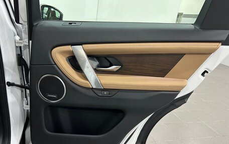 Land Rover Discovery Sport I рестайлинг, 2025 год, 6 490 000 рублей, 28 фотография