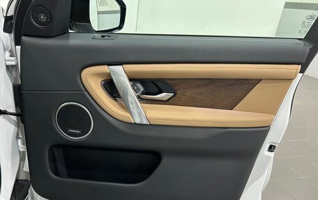 Land Rover Discovery Sport I рестайлинг, 2025 год, 6 490 000 рублей, 30 фотография