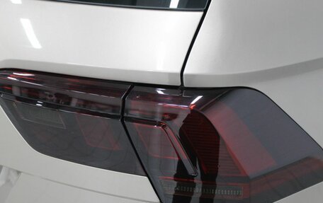 Volkswagen Tiguan II, 2021 год, 2 060 000 рублей, 8 фотография