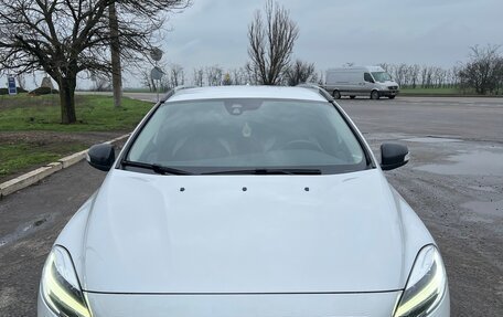 Volvo V40 Cross Country I, 2018 год, 2 200 000 рублей, 1 фотография