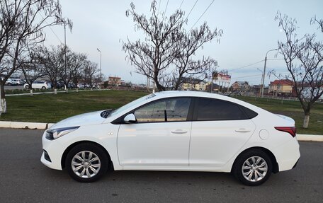 Hyundai Solaris II рестайлинг, 2017 год, 1 300 000 рублей, 5 фотография