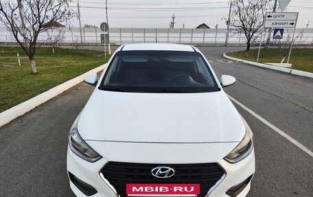 Hyundai Solaris II рестайлинг, 2017 год, 1 300 000 рублей, 4 фотография