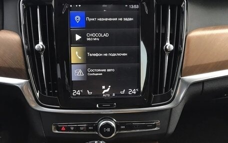 Volvo S90 II рестайлинг, 2018 год, 2 800 000 рублей, 16 фотография