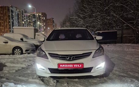 Hyundai Solaris II рестайлинг, 2016 год, 1 100 000 рублей, 1 фотография