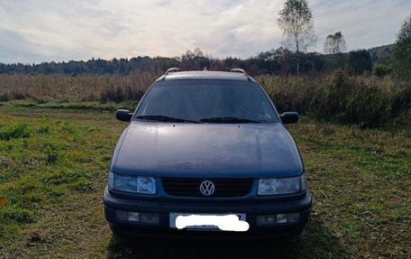 Volkswagen Passat B4, 1995 год, 300 000 рублей, 4 фотография