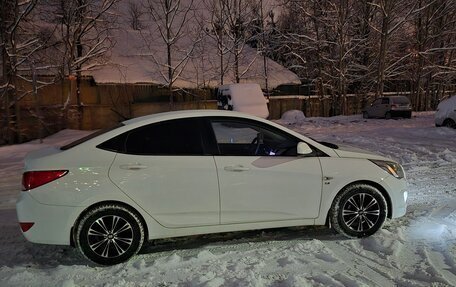 Hyundai Solaris II рестайлинг, 2016 год, 1 100 000 рублей, 2 фотография