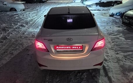 Hyundai Solaris II рестайлинг, 2016 год, 1 100 000 рублей, 4 фотография