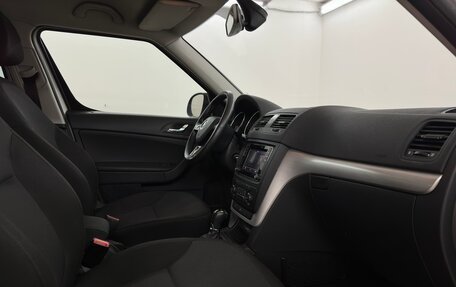 Skoda Yeti I рестайлинг, 2017 год, 1 400 000 рублей, 10 фотография