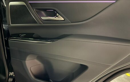 Lexus LX, 2025 год, 18 390 000 рублей, 32 фотография