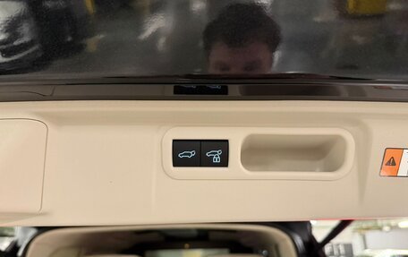 Lexus LM, 2025 год, 19 890 000 рублей, 17 фотография