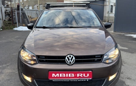 Volkswagen Polo VI (EU Market), 2011 год, 800 000 рублей, 1 фотография