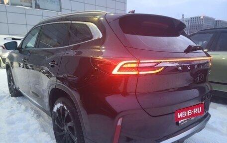 CheryExeed TXL, 2022 год, 1 899 000 рублей, 3 фотография