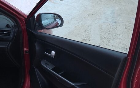 KIA Rio III рестайлинг, 2013 год, 700 000 рублей, 10 фотография