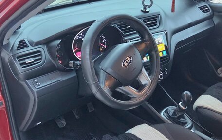 KIA Rio III рестайлинг, 2013 год, 700 000 рублей, 14 фотография