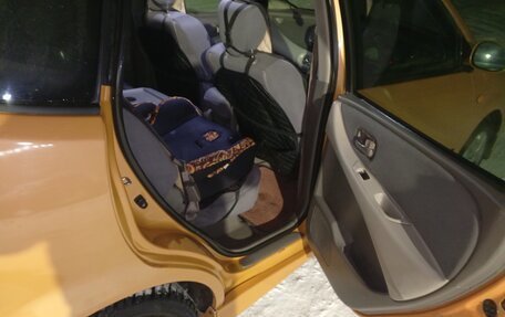 Nissan Tino, 1998 год, 260 000 рублей, 8 фотография