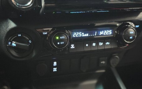 Toyota Hilux VIII, 2025 год, 7 290 000 рублей, 15 фотография