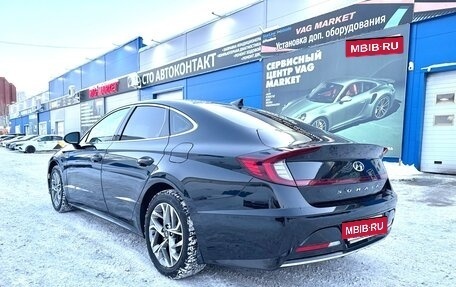 Hyundai Sonata VIII, 2021 год, 2 330 000 рублей, 2 фотография