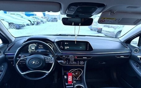 Hyundai Sonata VIII, 2021 год, 2 330 000 рублей, 13 фотография