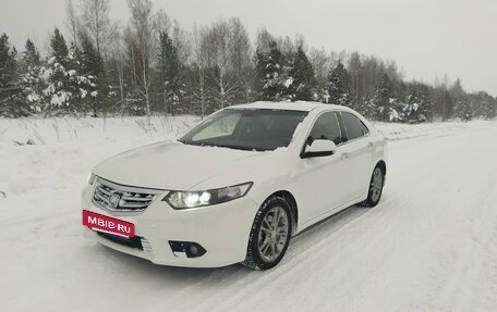 Honda Accord VIII рестайлинг, 2012 год, 1 120 000 рублей, 2 фотография