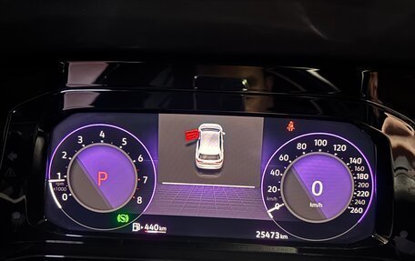 Volkswagen Golf VIII, 2022 год, 3 990 000 рублей, 8 фотография