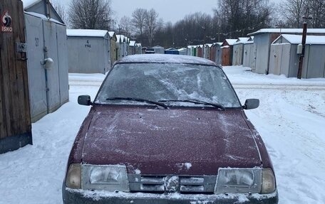 ИЖ 2126 «Ода», 2002 год, 150 000 рублей, 3 фотография