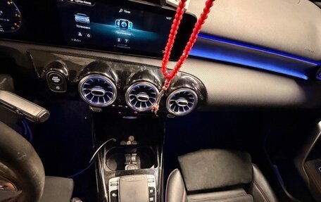 Mercedes-Benz A-Класс AMG, 2019 год, 3 600 000 рублей, 20 фотография